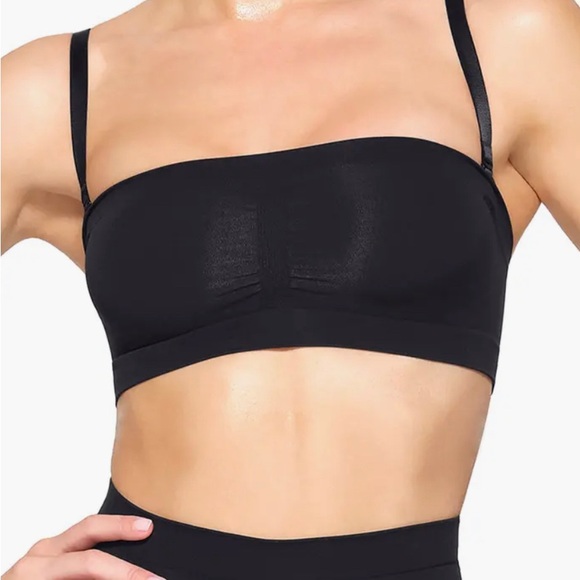 Skims, Bandeau Bra with Matching High Waisted Sculpting Thong. Color Onyx - Picture 4 of 8